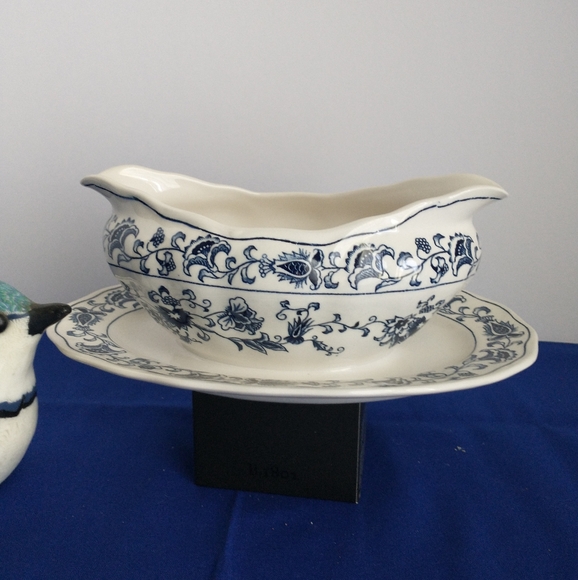 Double Phoenix Gravy Boat plate attached Vintage Nikko - Picture 1 of 9